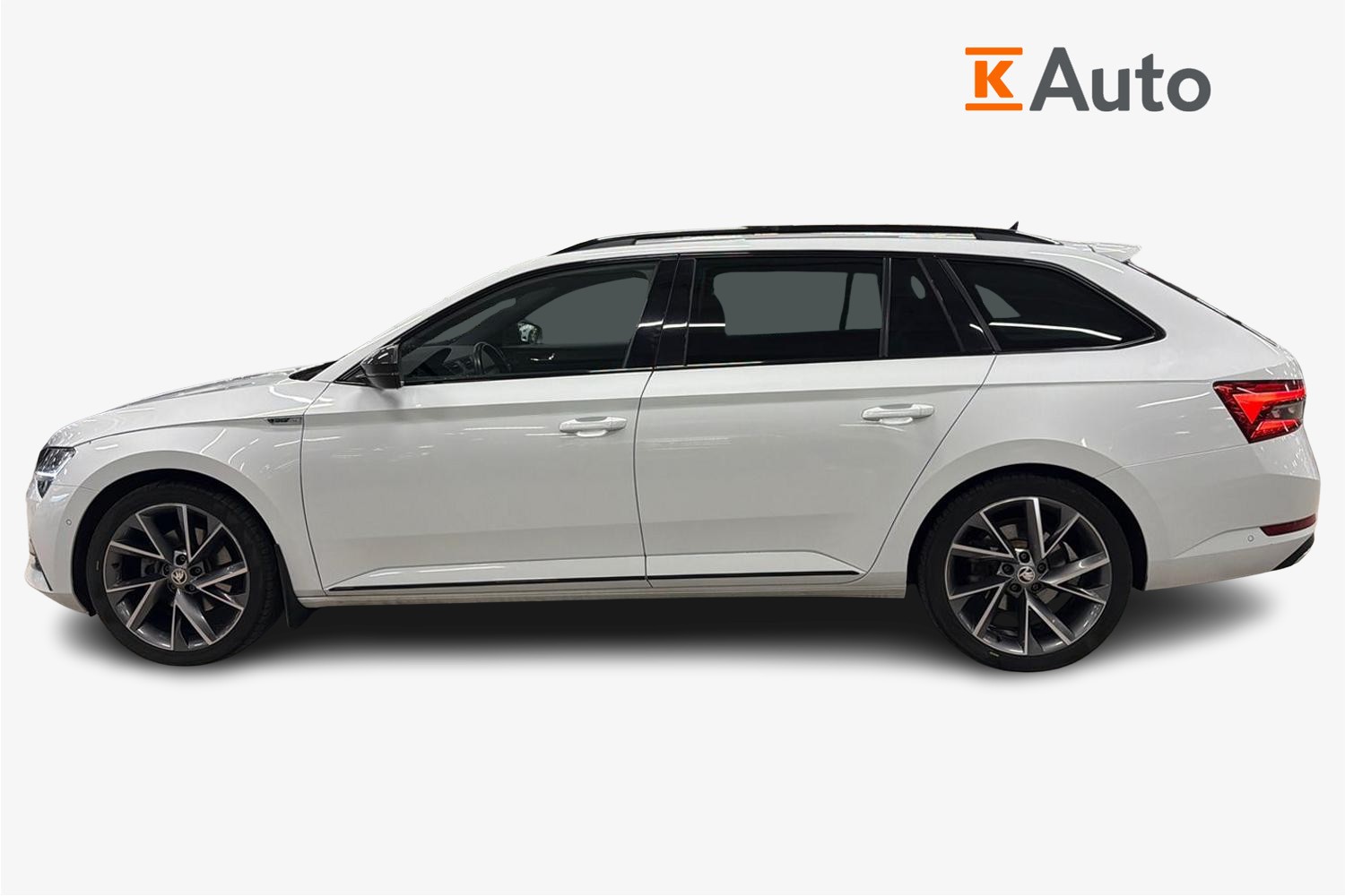 Skoda Superb 2022, kuva 5/28
