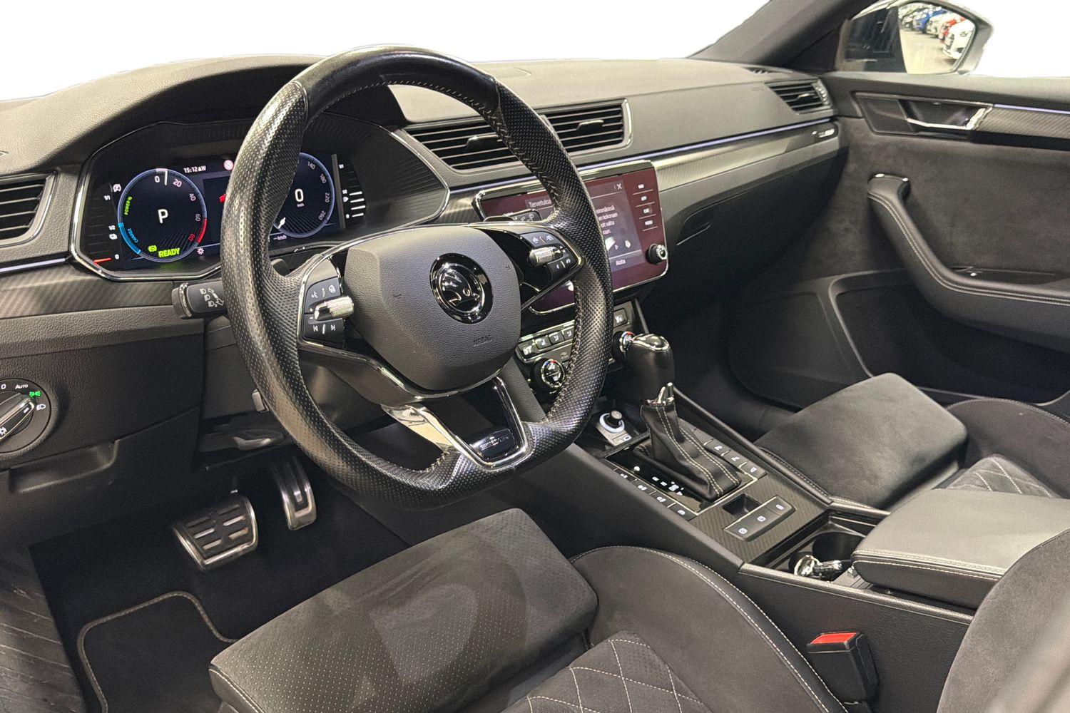 Skoda Superb 2022, kuva 6/28