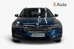 sininen Skoda Superb 2022 kuva 4.
