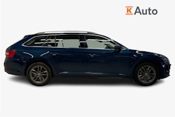 sininen Skoda Superb 2022 kuva 5.
