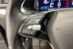 sininen Skoda Superb 2022 kuva 13.