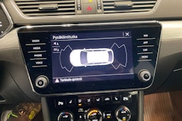 sininen Skoda Superb 2022 kuva 16.
