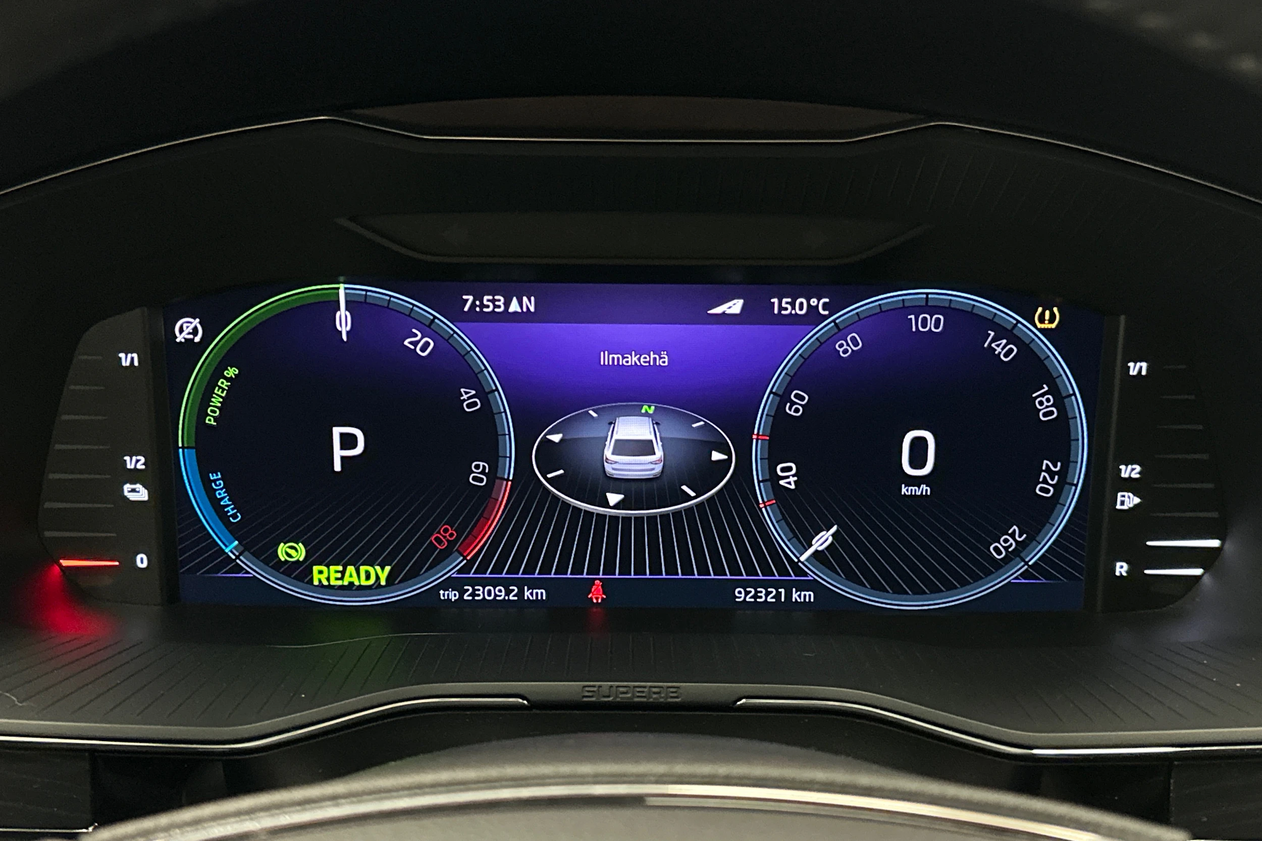 musta Skoda Superb 2023 kuva 25.