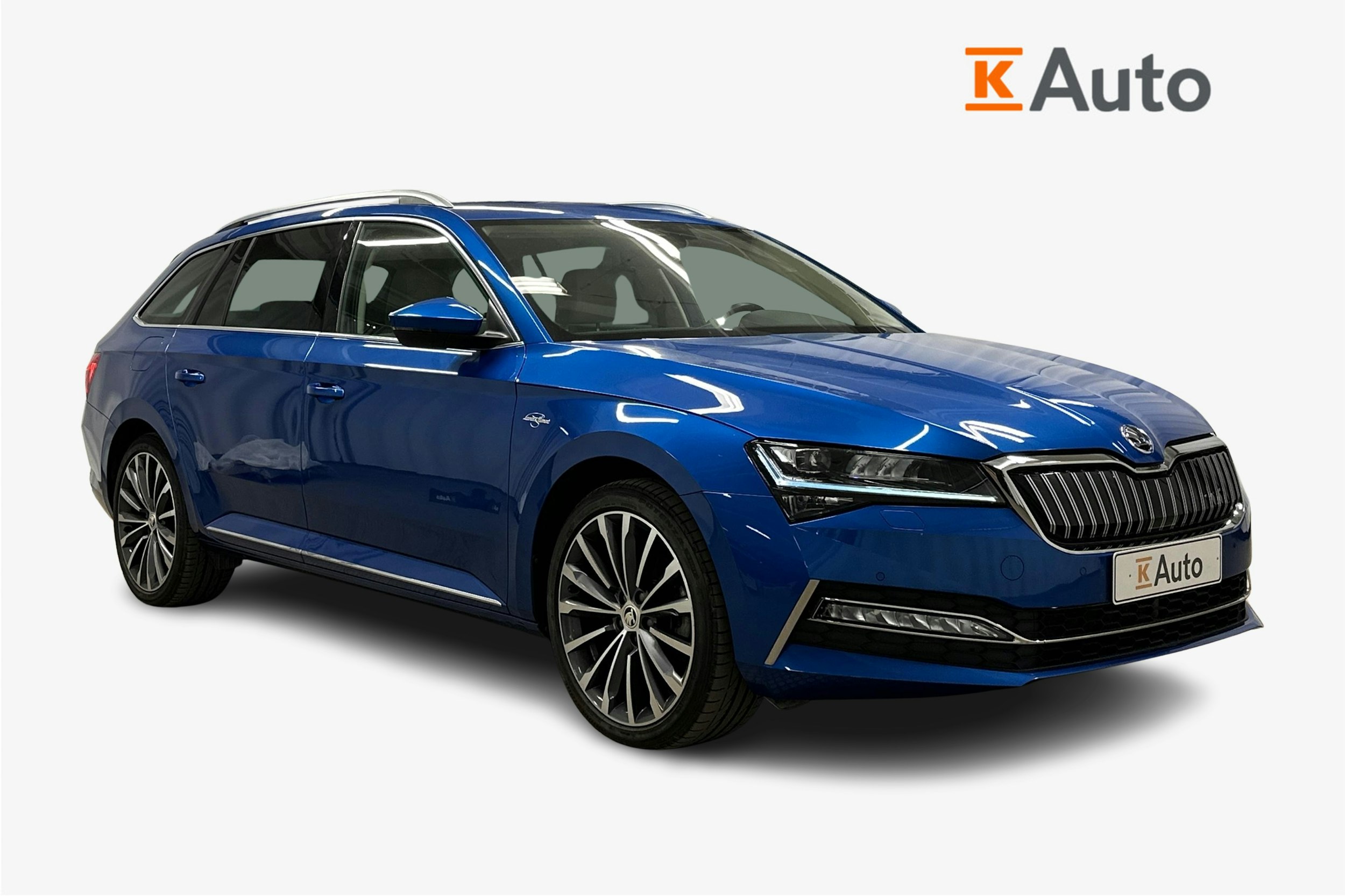 sininen Skoda Superb 2023 kuva 1.