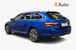 sininen Skoda Superb 2023 kuva 2.