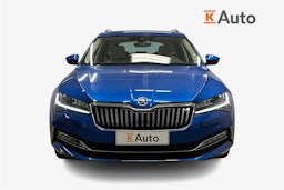 sininen Skoda Superb 2023 kuva 5.