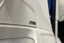 sininen Skoda Superb 2023 kuva 27.