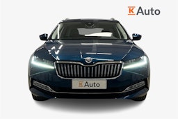 sininen Skoda Superb 2023 kuva 5.