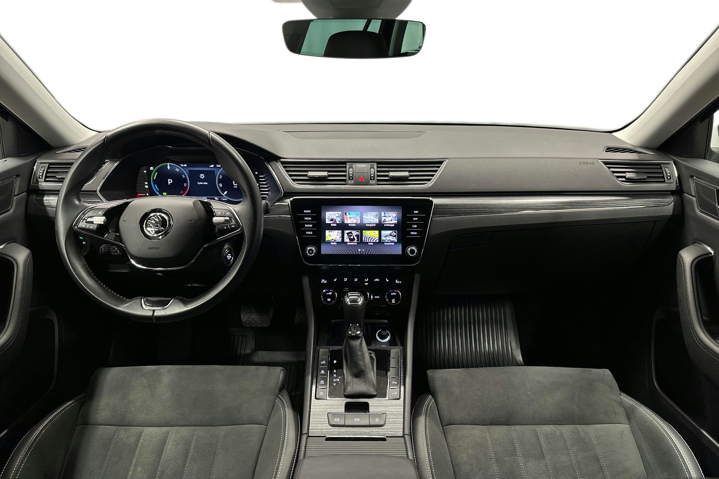 sininen Skoda Superb 2023 kuva 9.