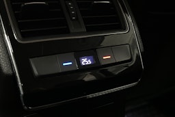 sininen Skoda Superb 2023 kuva 16.