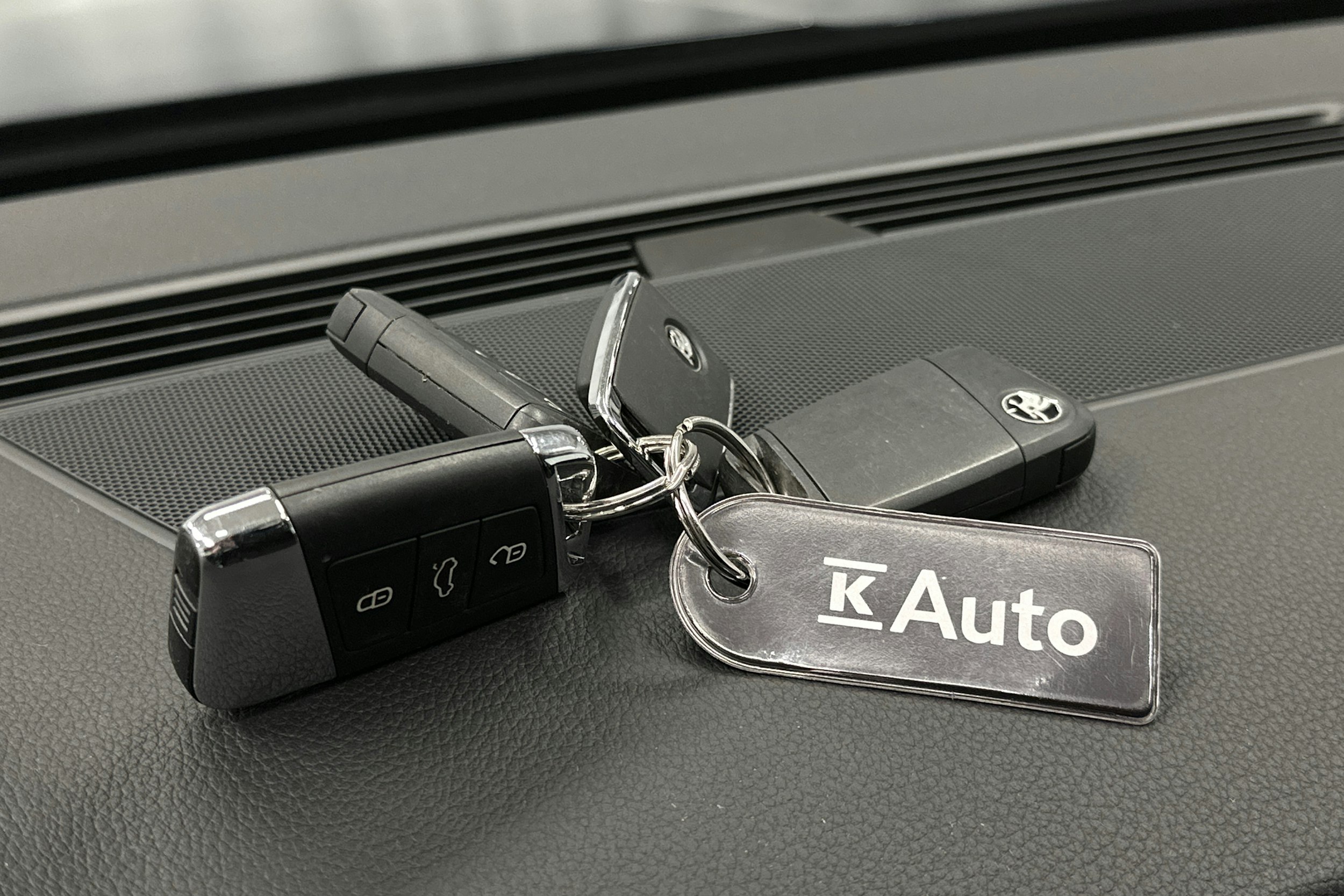 sininen Skoda Superb 2023 kuva 32.