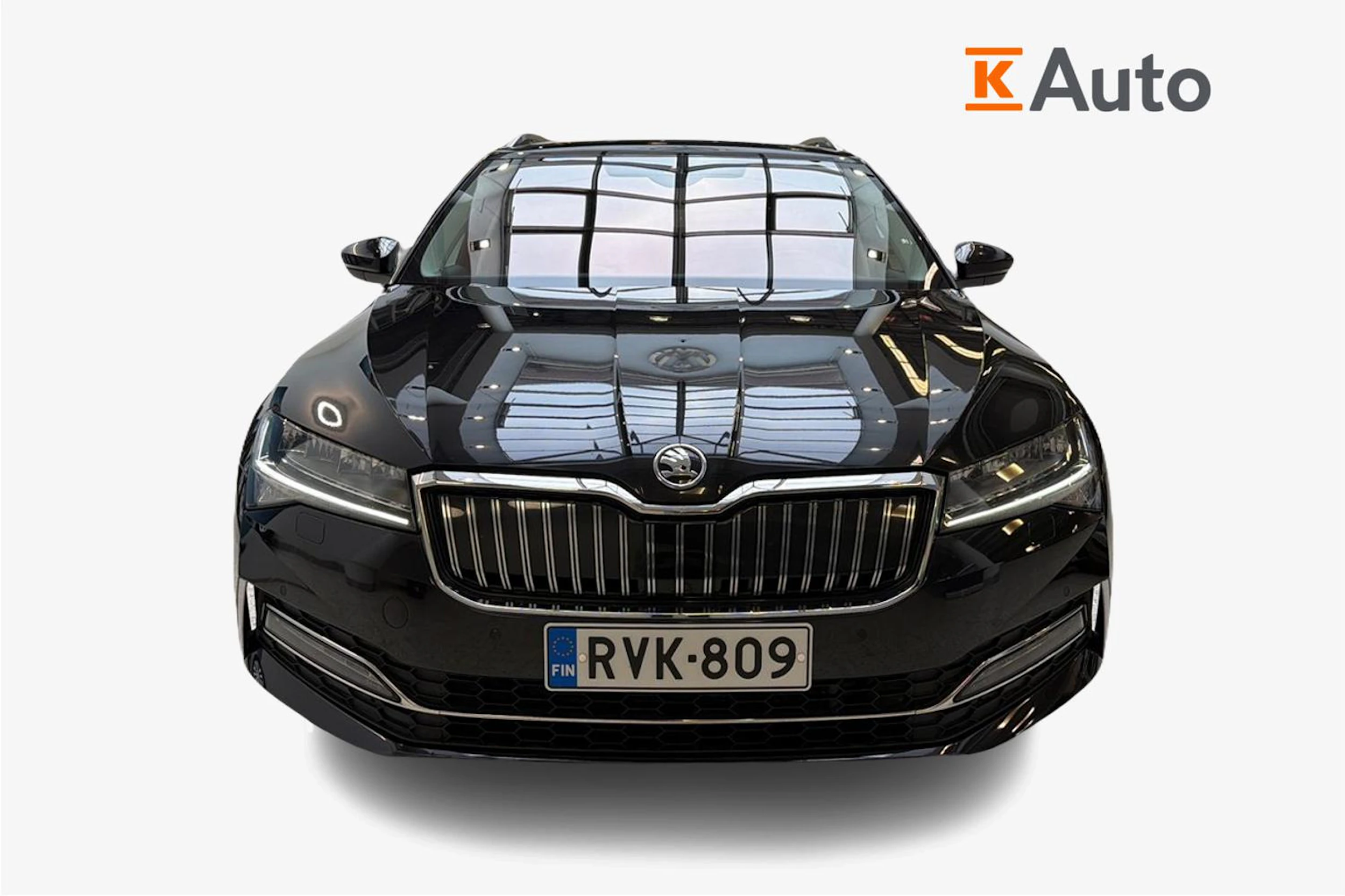 met. musta Skoda Superb 2023 kuva 4.