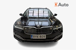 met. musta Skoda Superb 2023 kuva 4.
