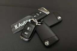 met. musta Skoda Superb 2023 kuva 32.