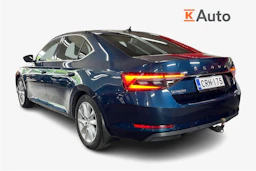 Sininen Skoda Superb 2024 kuva 2.