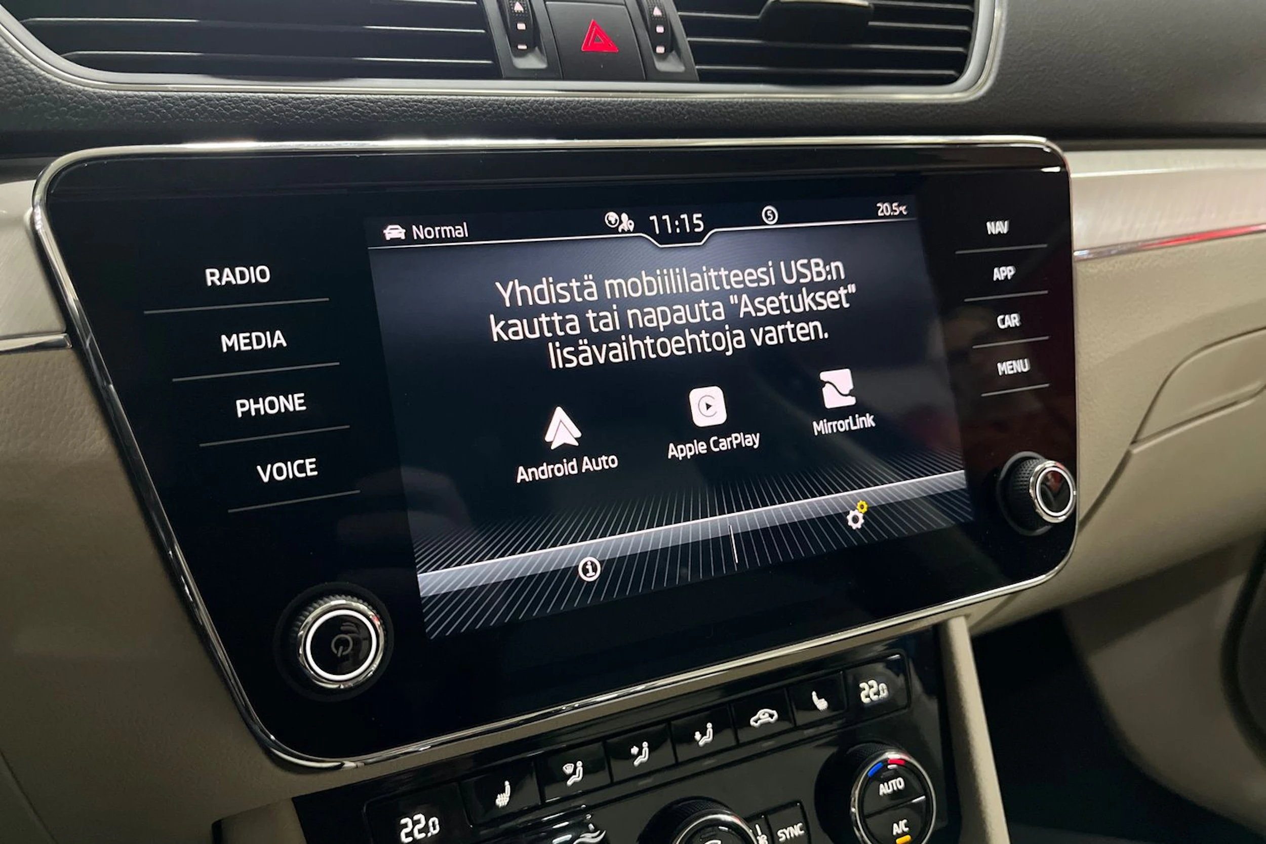 Sininen Skoda Superb 2024 kuva 16.