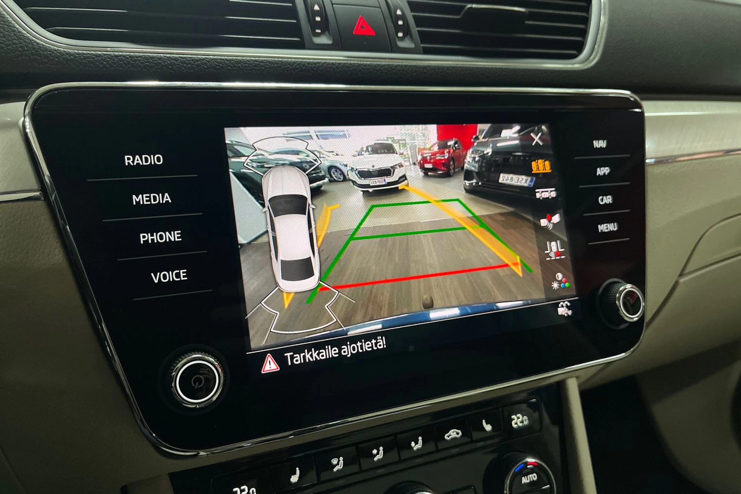 Sininen Skoda Superb 2024 kuva 17.