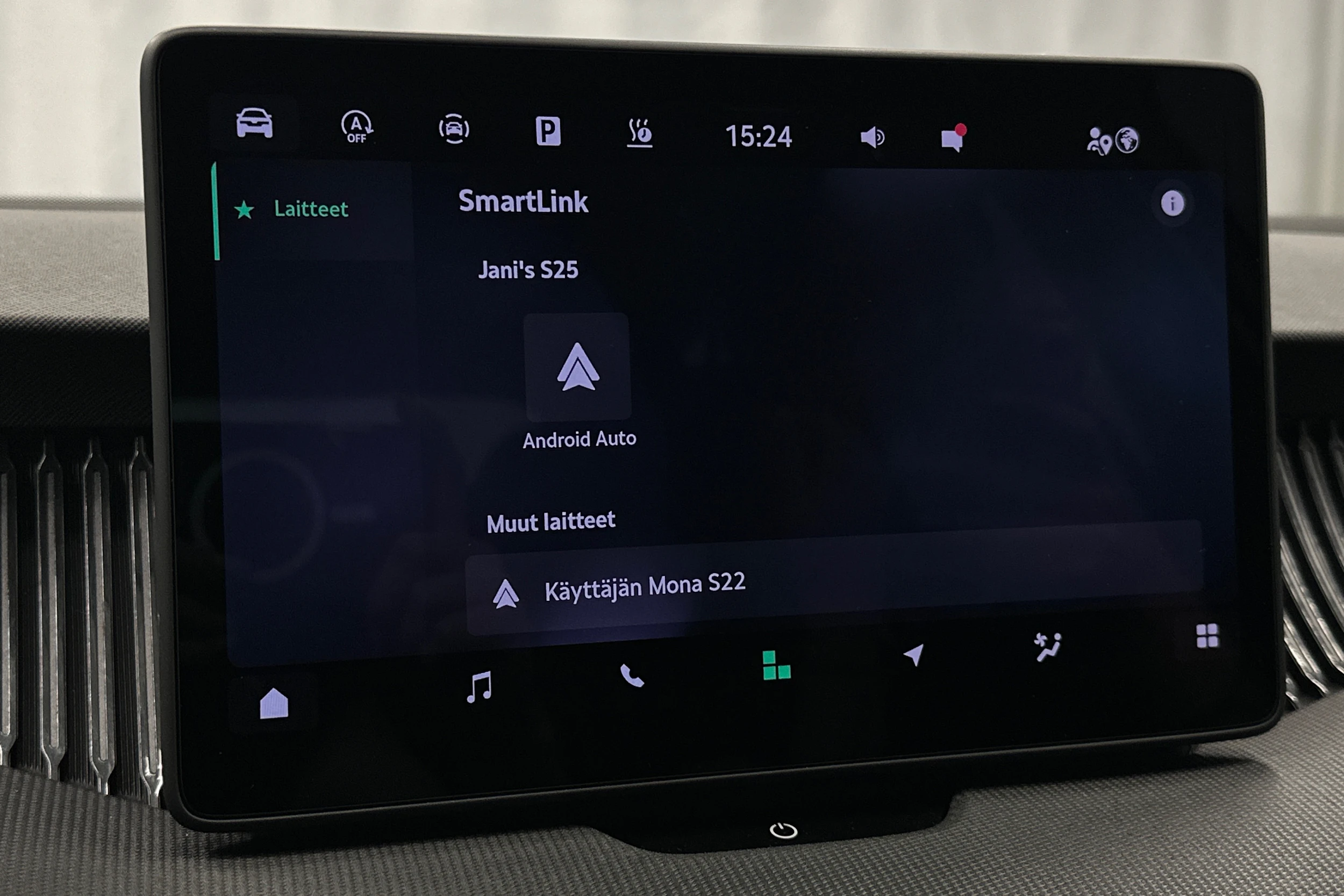 valkoinen Skoda Superb 2024 kuva 21.