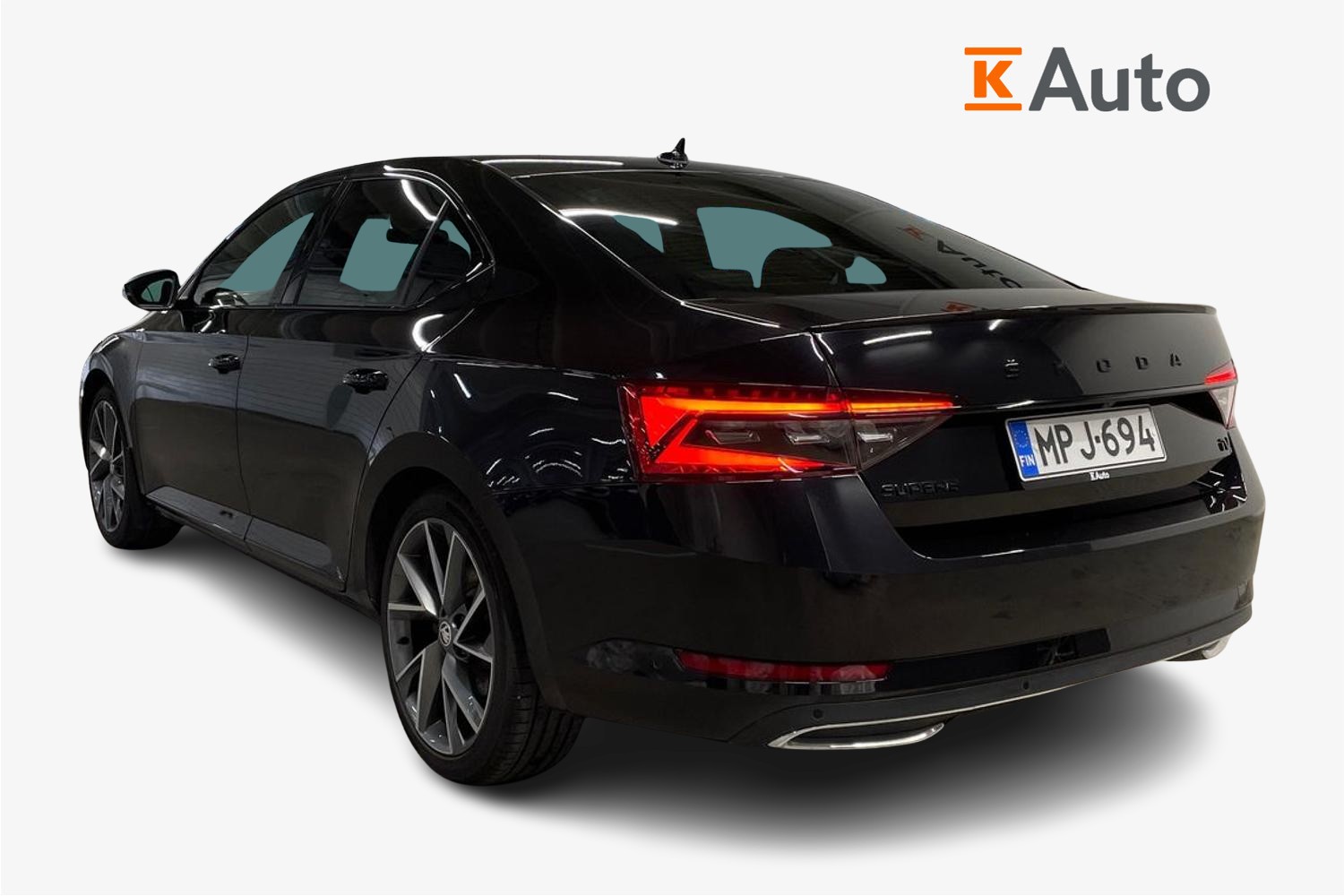 Skoda Superb 2024, kuva 2/3