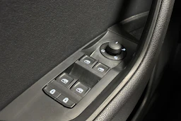 valkoinen Skoda Superb 2024 kuva 13.