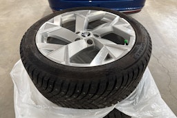 sininen Skoda Superb 2024 kuva 13.