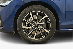 sininen Skoda Superb 2025 kuva 9.