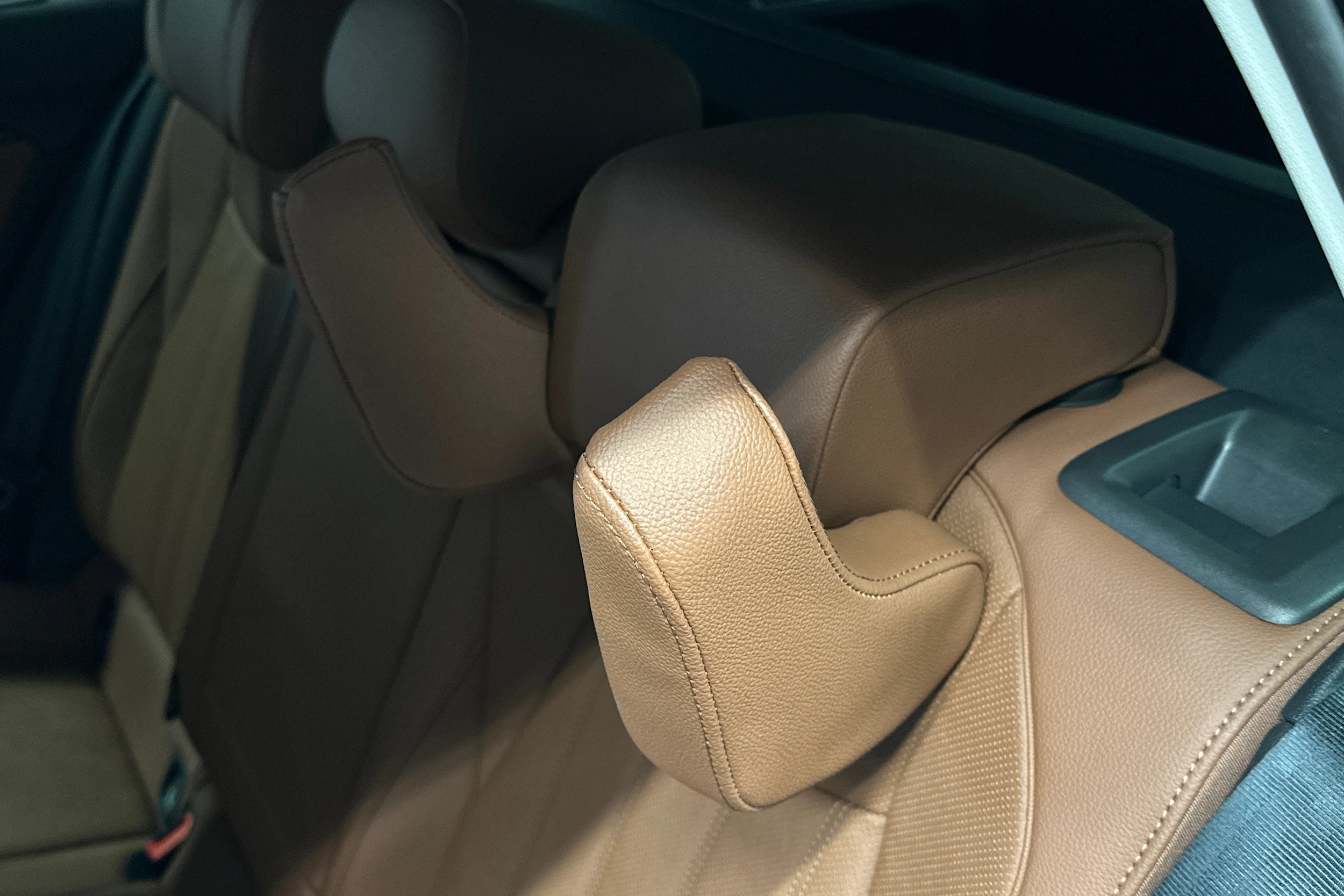 sininen Skoda Superb 2025 kuva 14.