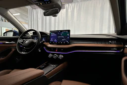 sininen Skoda Superb 2025 kuva 19.