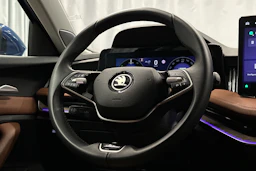 sininen Skoda Superb 2025 kuva 20.