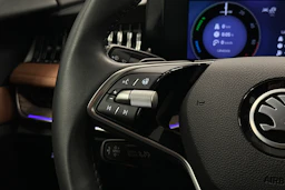 sininen Skoda Superb 2025 kuva 21.