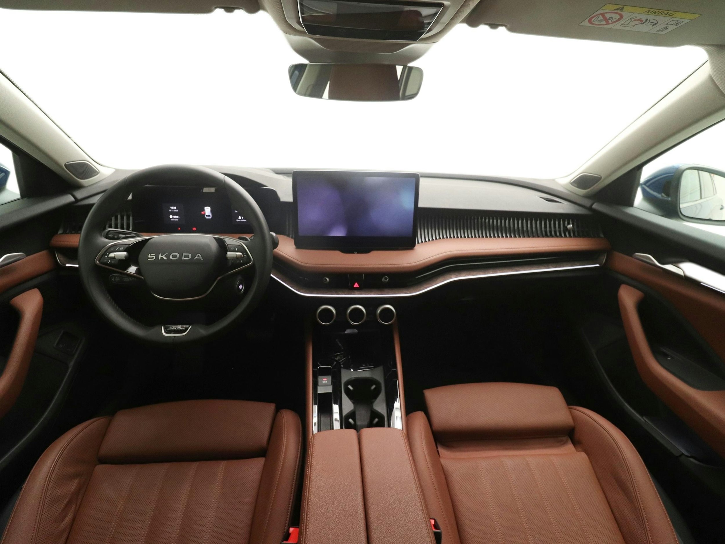 sininen Skoda Superb 2025 kuva 3.