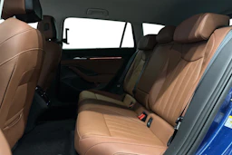 sininen Skoda Superb 2025 kuva 8.