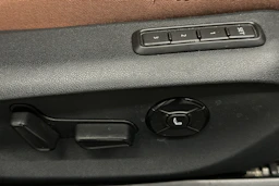 sininen Skoda Superb 2025 kuva 18.