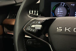 sininen Skoda Superb 2025 kuva 20.