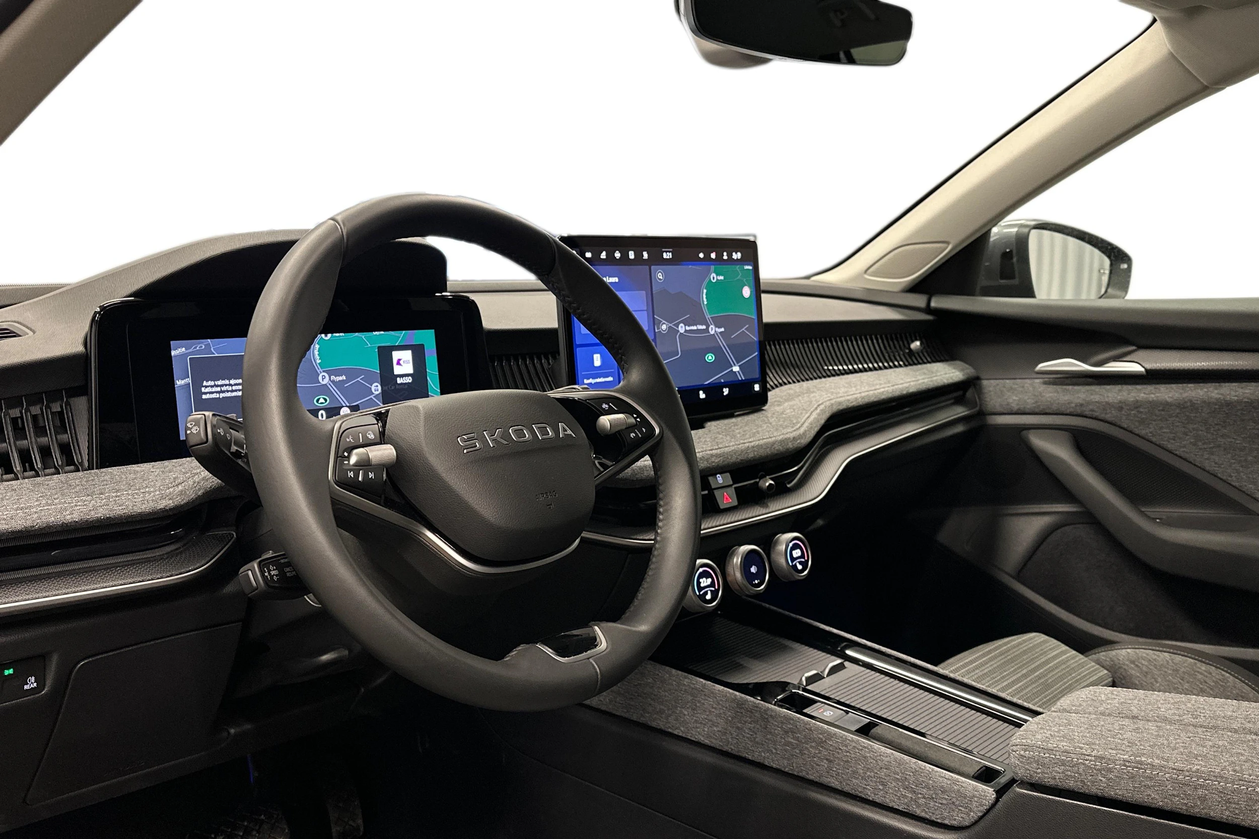 harmaa Skoda Superb 2025 kuva 6.