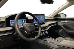 harmaa Skoda Superb 2025 kuva 6.