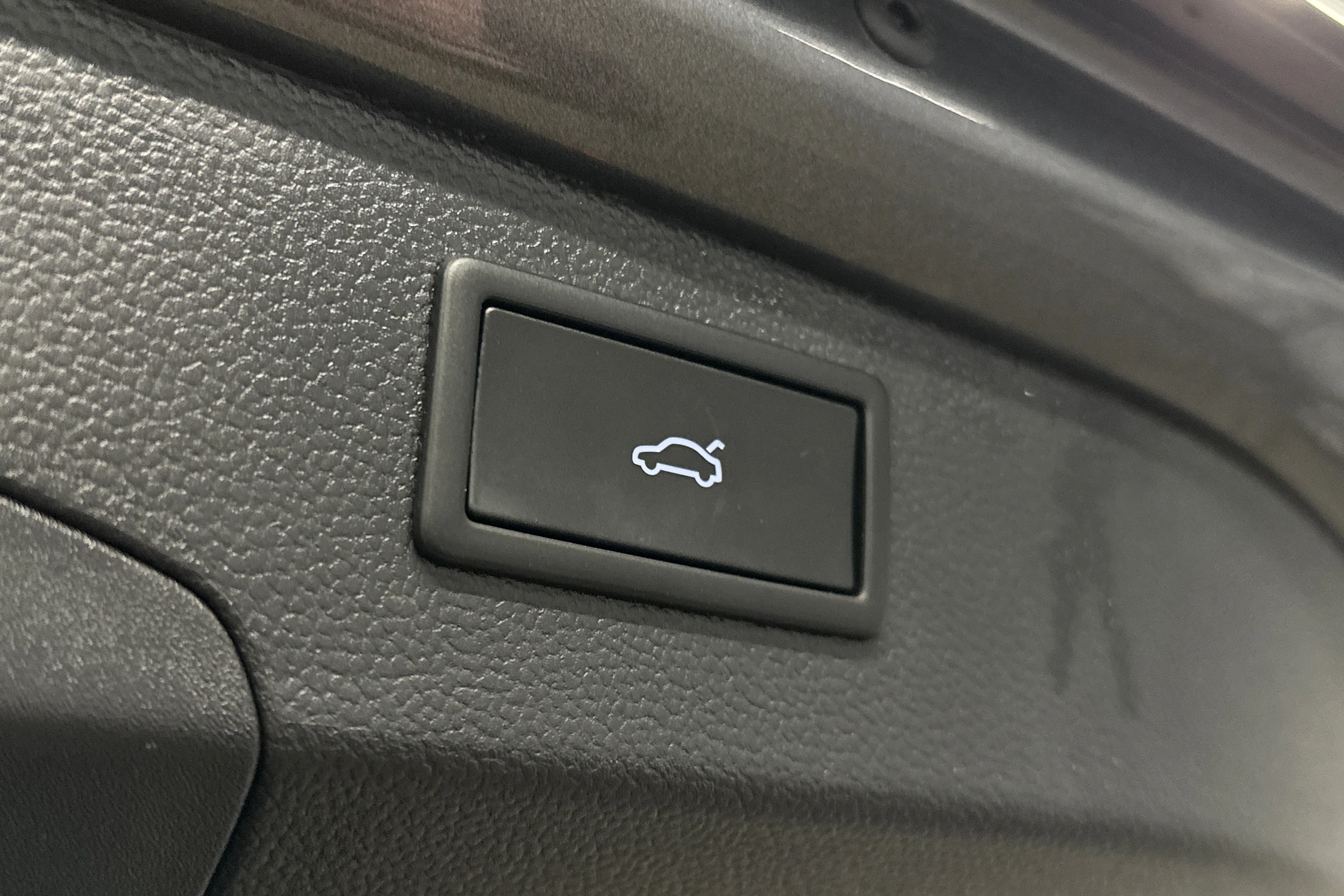 harmaa Skoda Superb 2025 kuva 12.