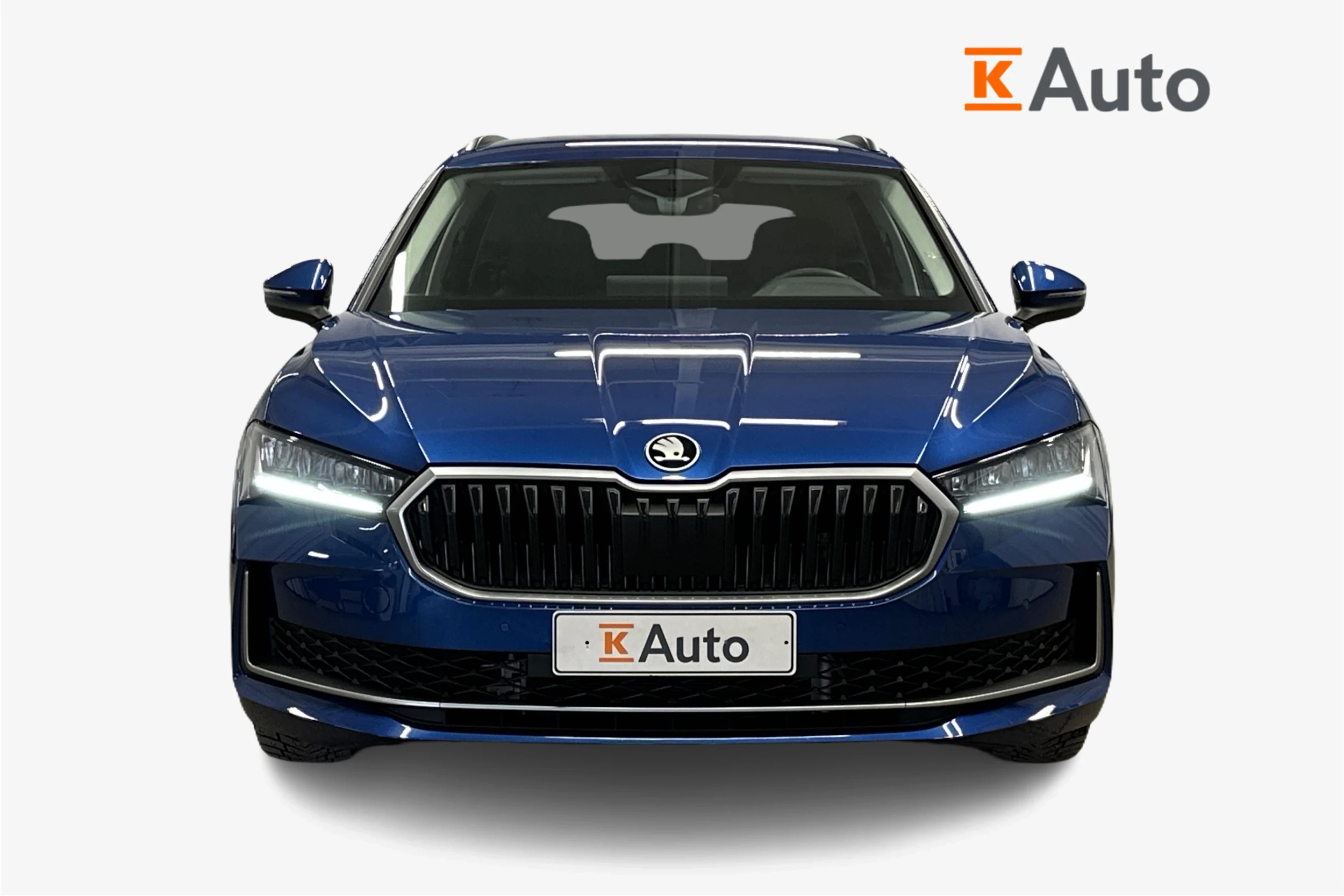 sininen Skoda Superb 2025 kuva 4.