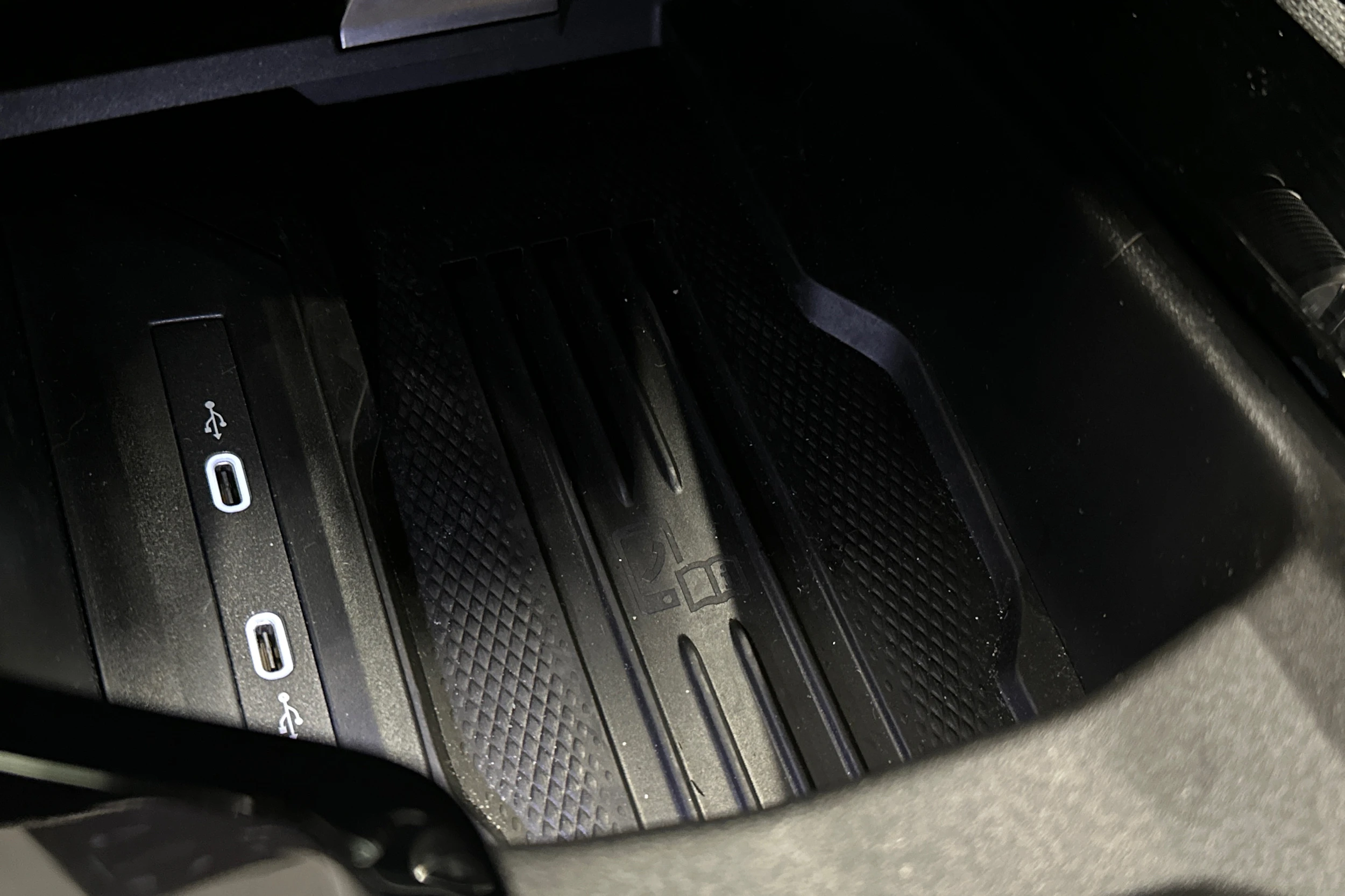 sininen Skoda Superb 2025 kuva 27.