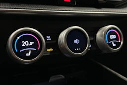 sininen Skoda Superb 2025 kuva 28.