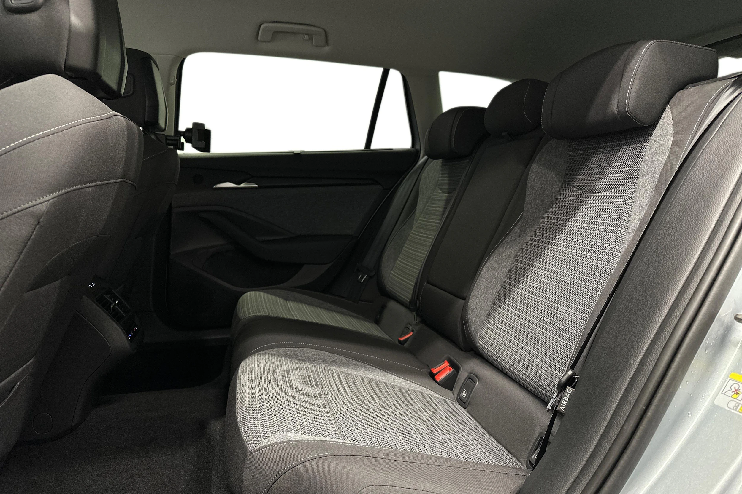 hopea Skoda Superb 2025 kuva 10.