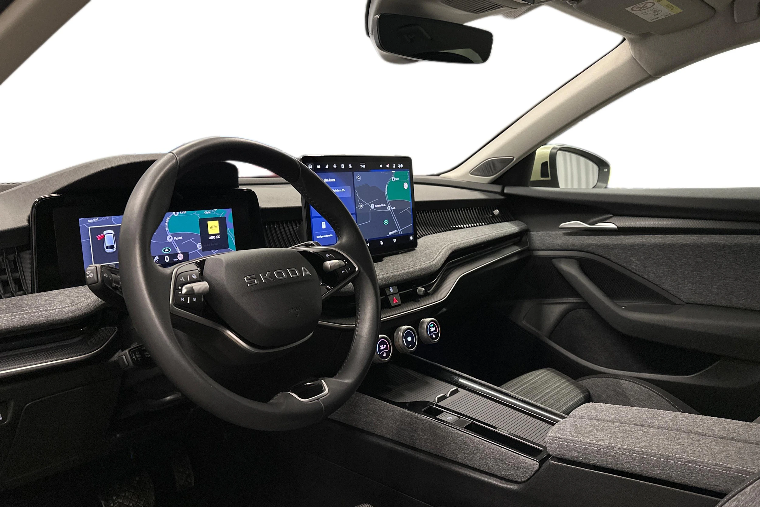 keltainen Skoda Superb 2025 kuva 6.