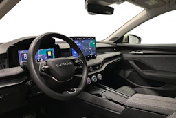 keltainen Skoda Superb 2025 kuva 6.