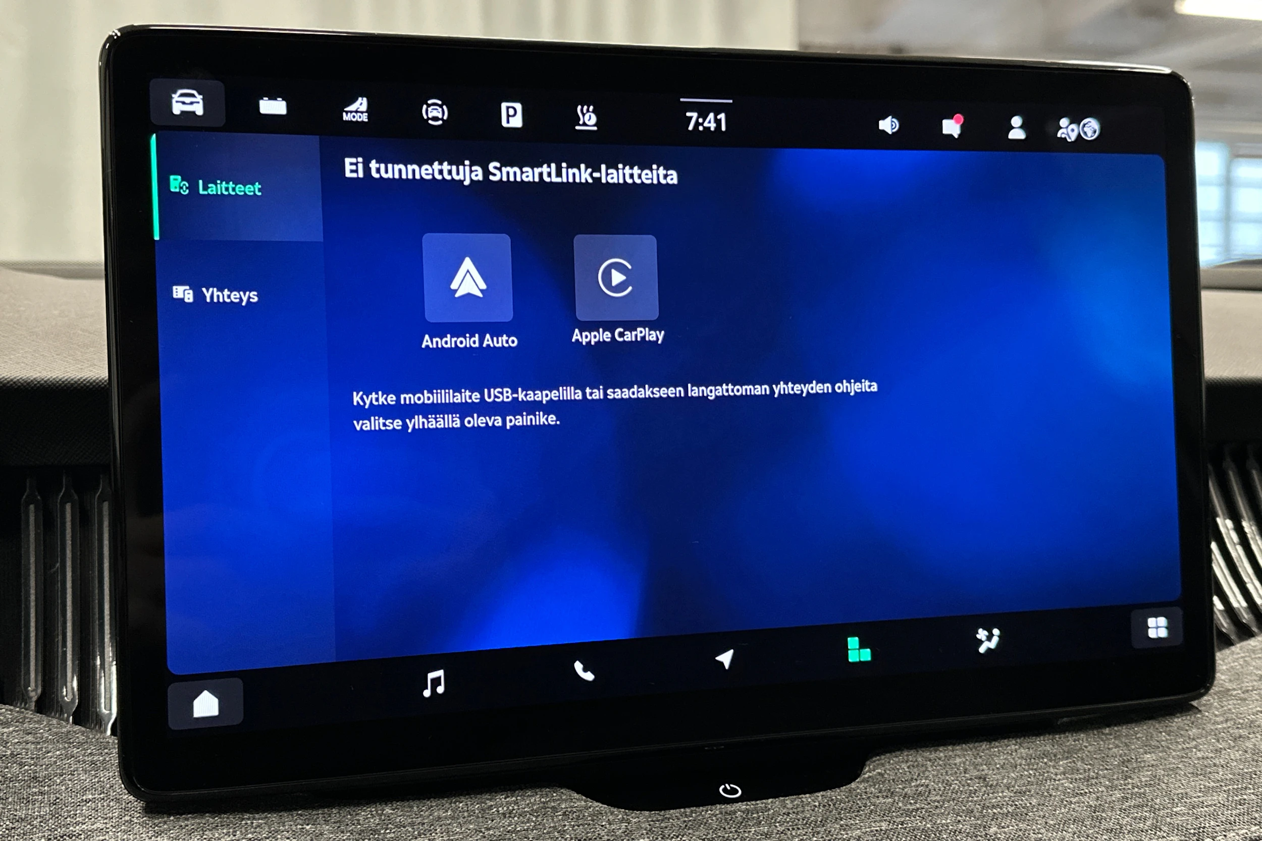 keltainen Skoda Superb 2025 kuva 23.