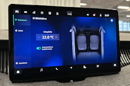 keltainen Skoda Superb 2025 kuva 26.