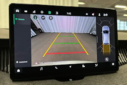 keltainen Skoda Superb 2025 kuva 27.