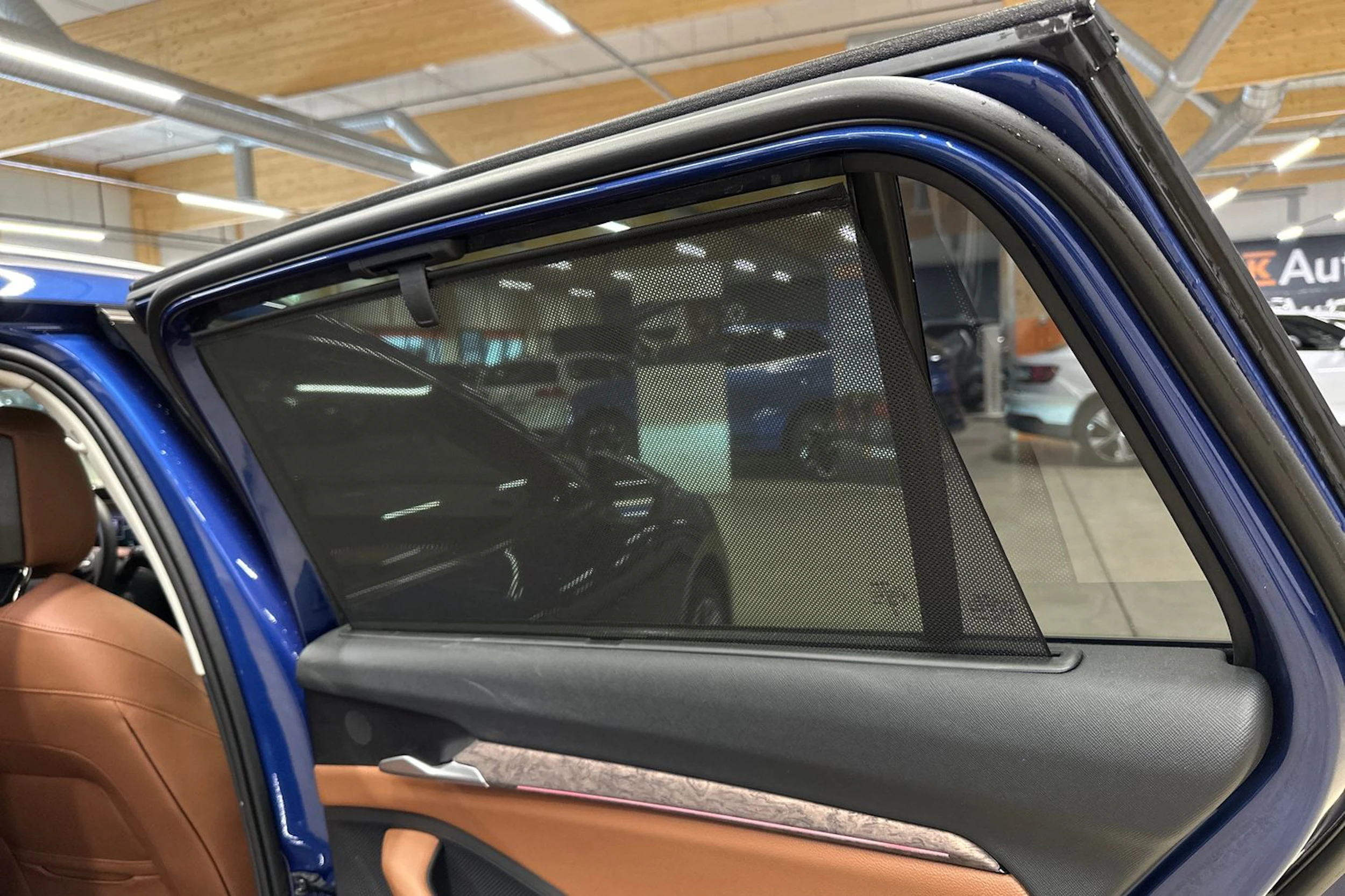 sininen Skoda Superb 2025 kuva 18.