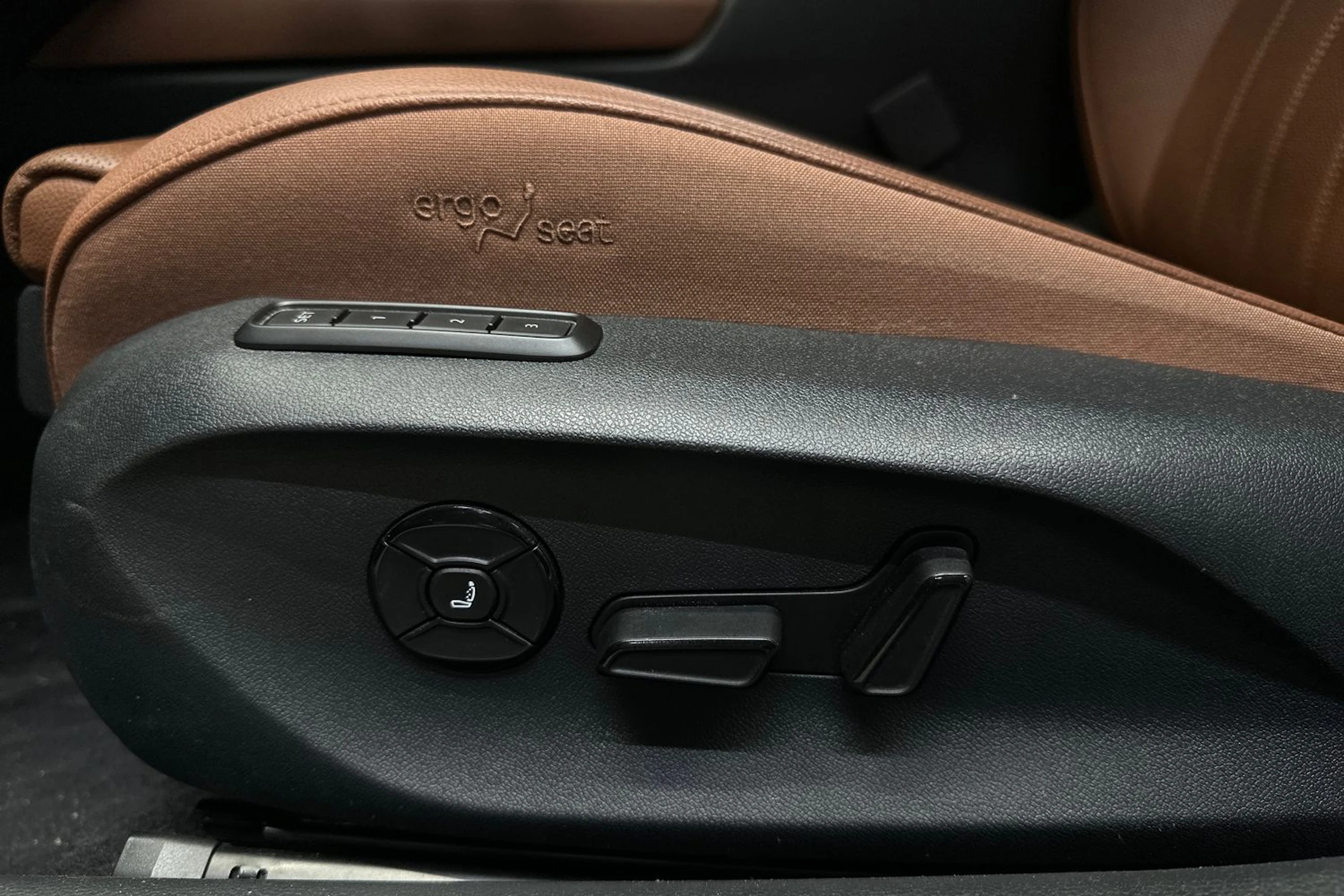 sininen Skoda Superb 2025 kuva 21.