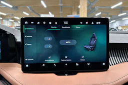 sininen Skoda Superb 2025 kuva 24.