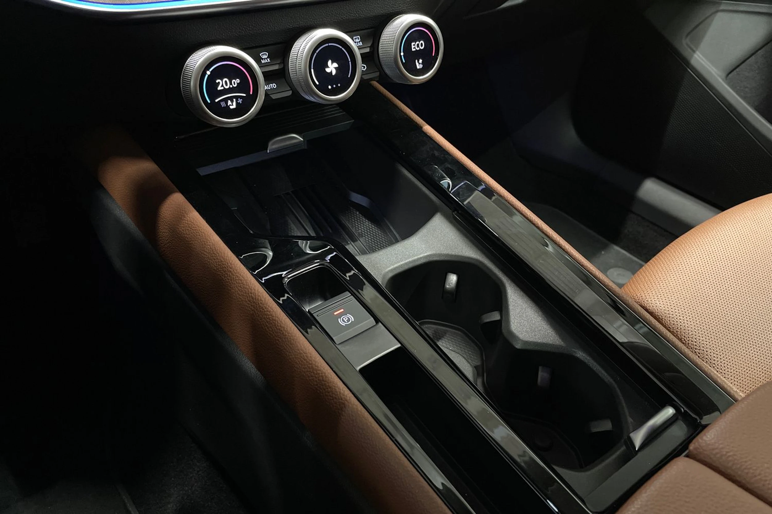 sininen Skoda Superb 2025 kuva 29.